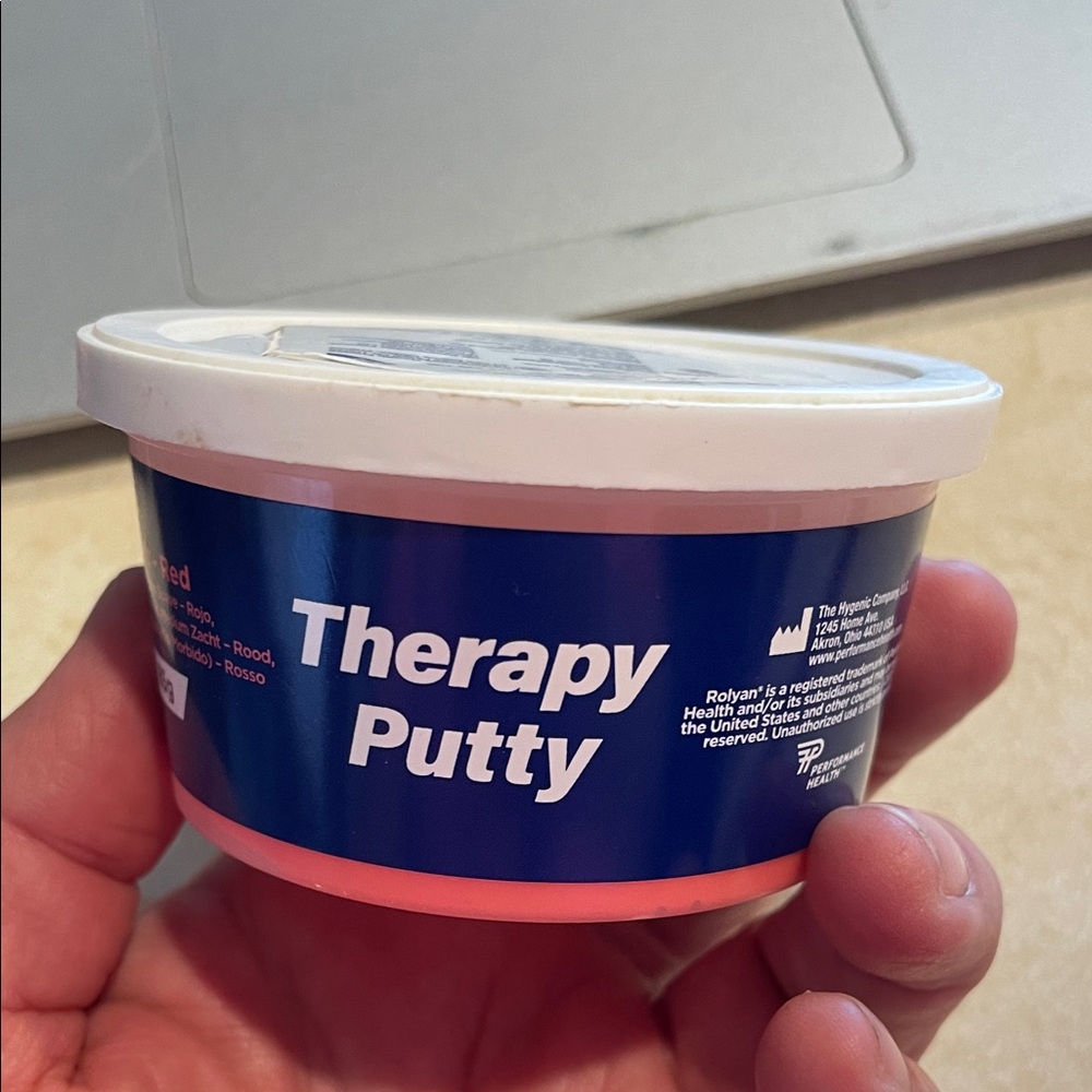 Rolyan Hand Therapy Putty. Medium soft-Red